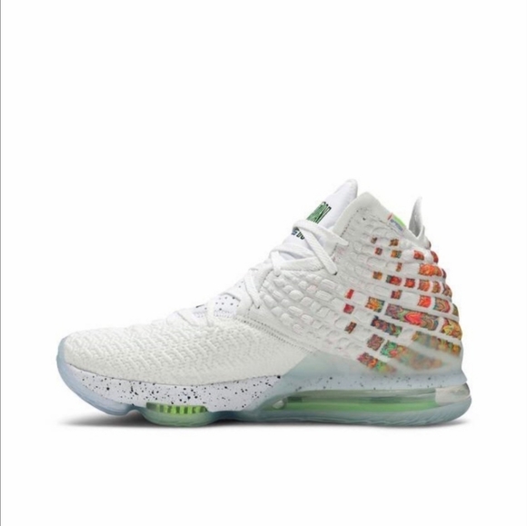 Shoes - Picture 2 of 6